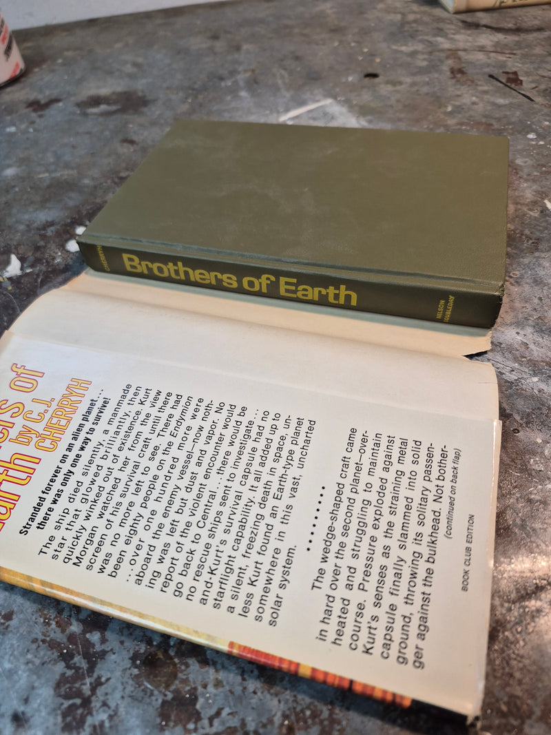 Brothers Of Earth - C. J. Cherryh