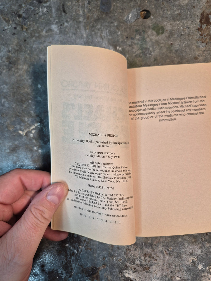 Michael's People - Chelsea Quinn Yarbro