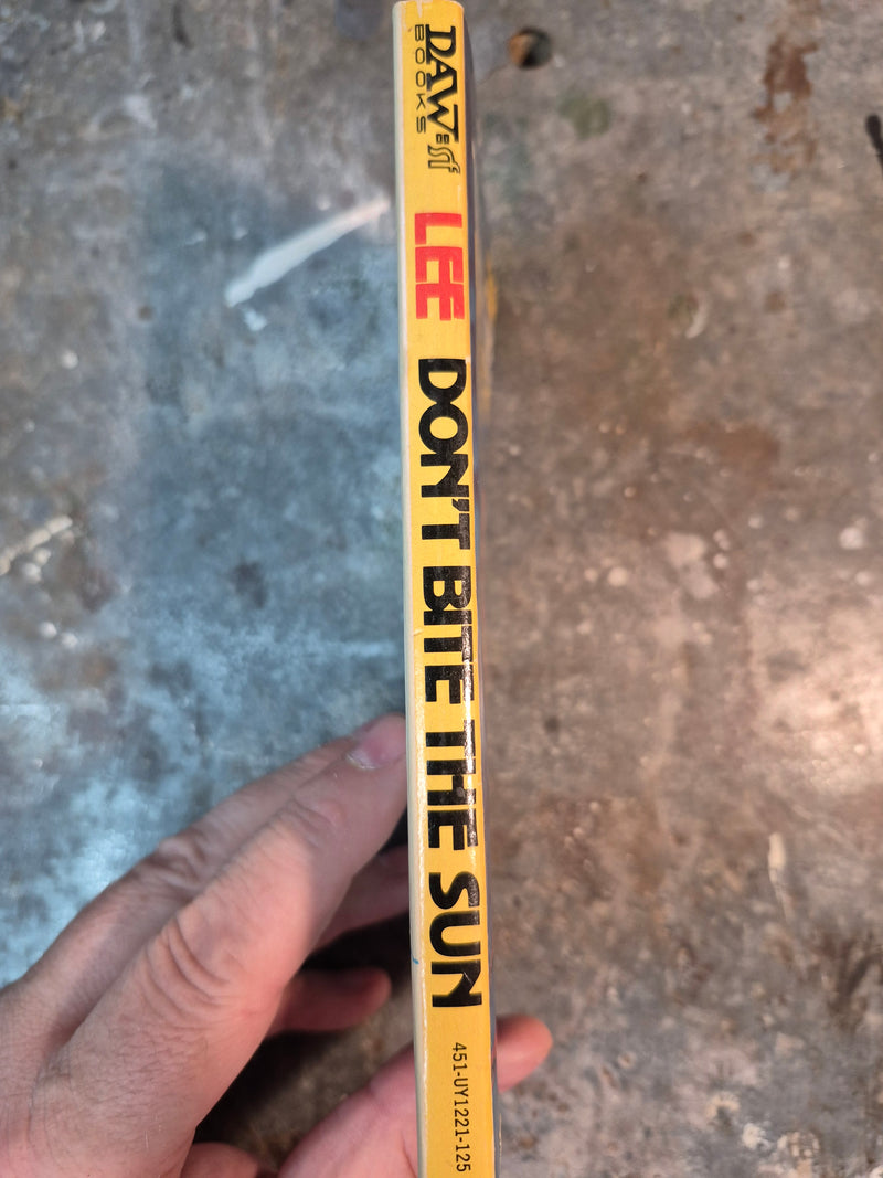 Don't Bite The Sun - Tanith Lee