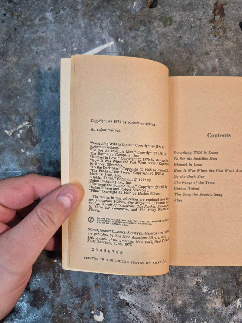 Earth's Other Shadow - Robert Silverberg