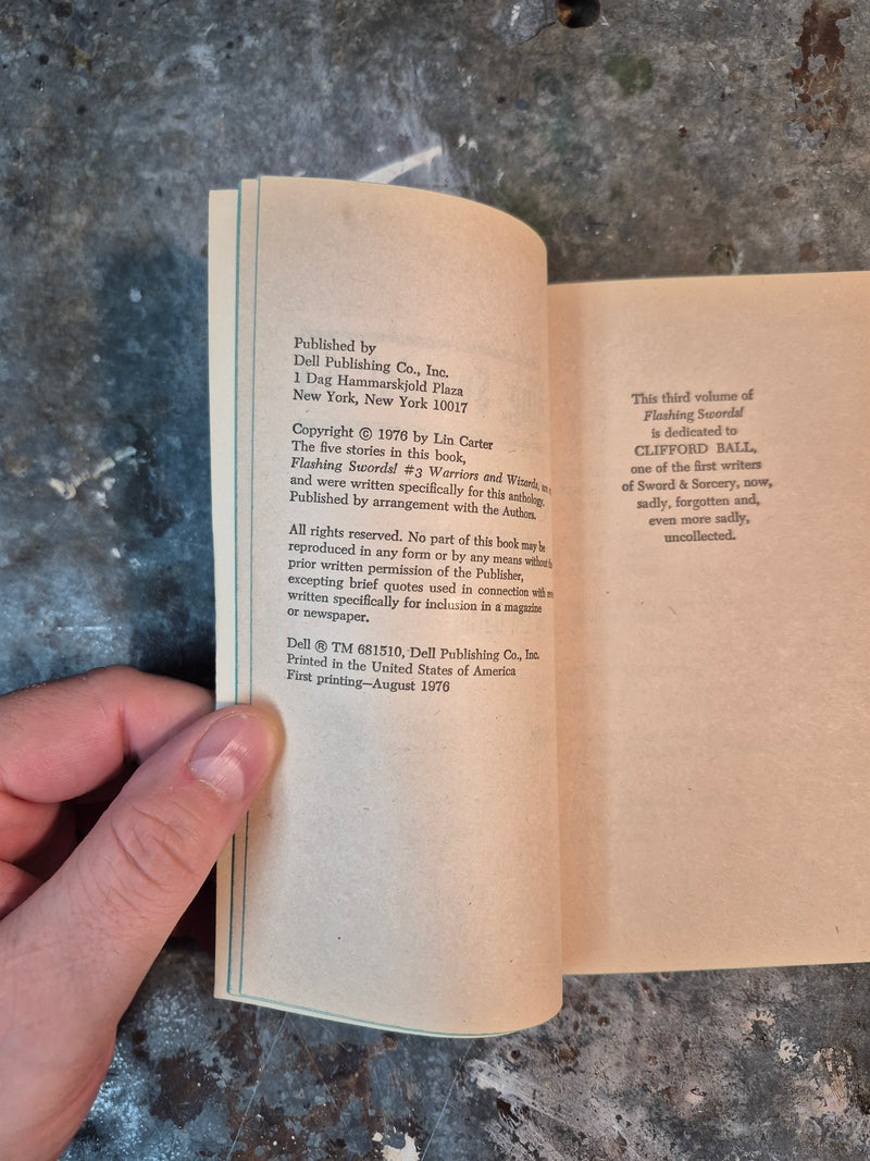 Flashing Swords 3: Warriors and Wizards - Lin Carter (editor)