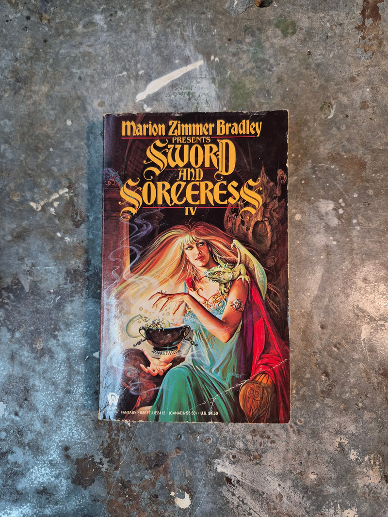 Sword And Sorceress IV - Marion Zimmer Bradley (editor)
