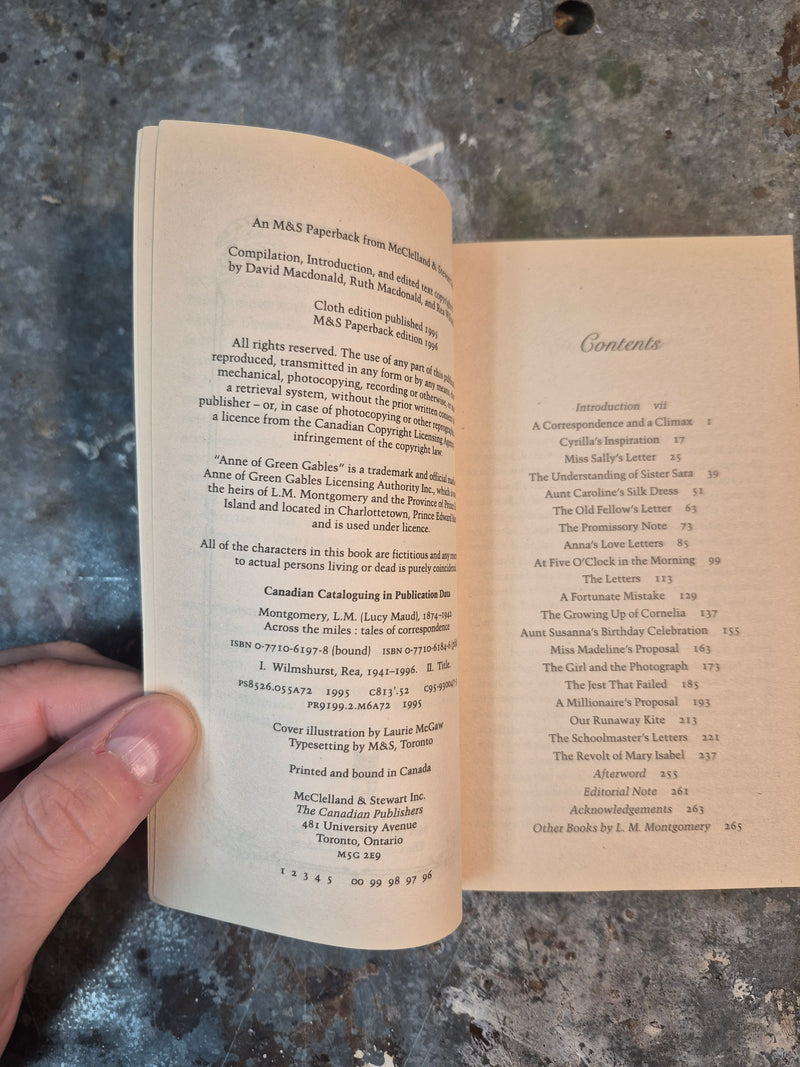 Across The Miles: Tales Of Correspondence - Lucy Maud Montgomery