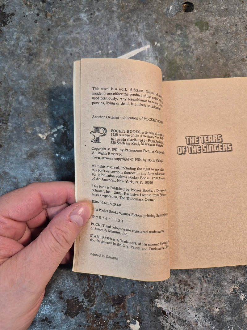 Star Trek 19: The Tears Of The Singers - Melinda Snodgrass