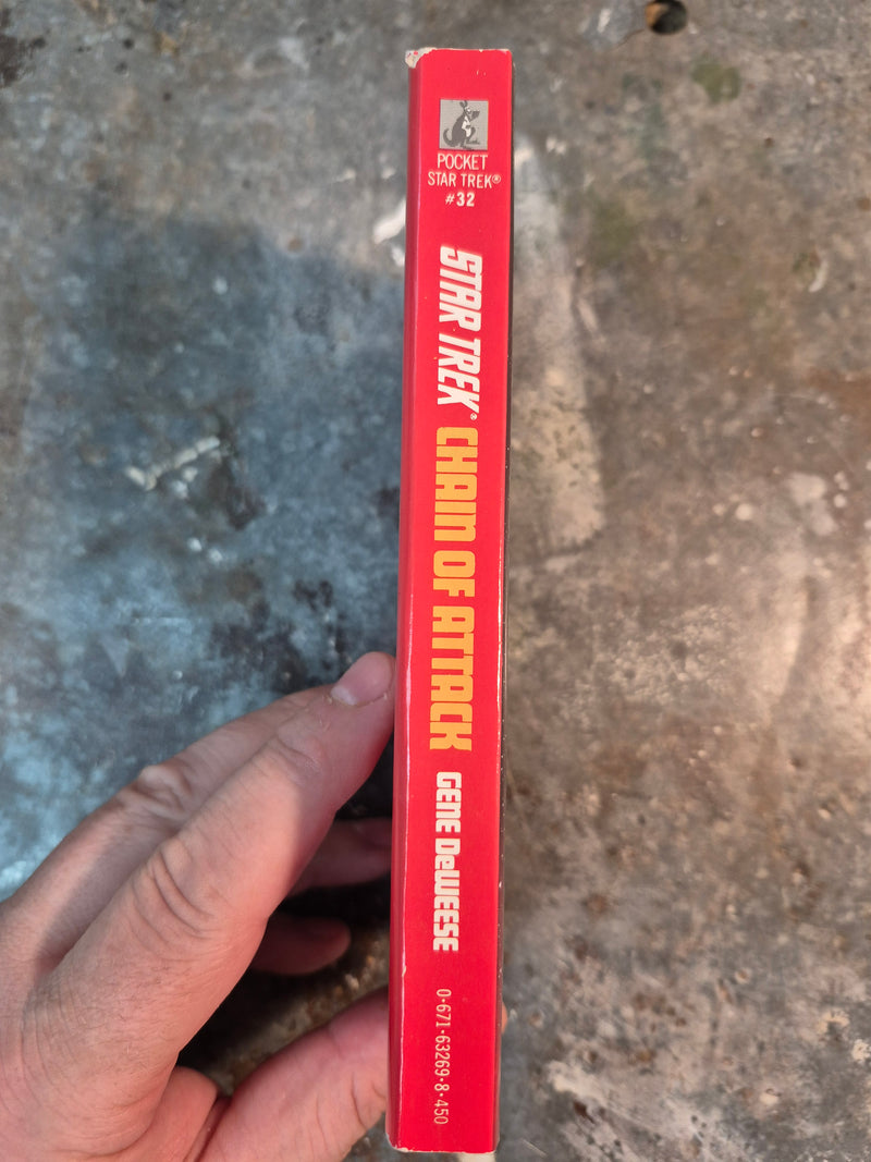 Star Trek 32: Chain Of Attack - Gene DeWeese