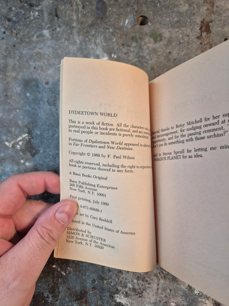 Dydeetown World - F. Paul Wilson