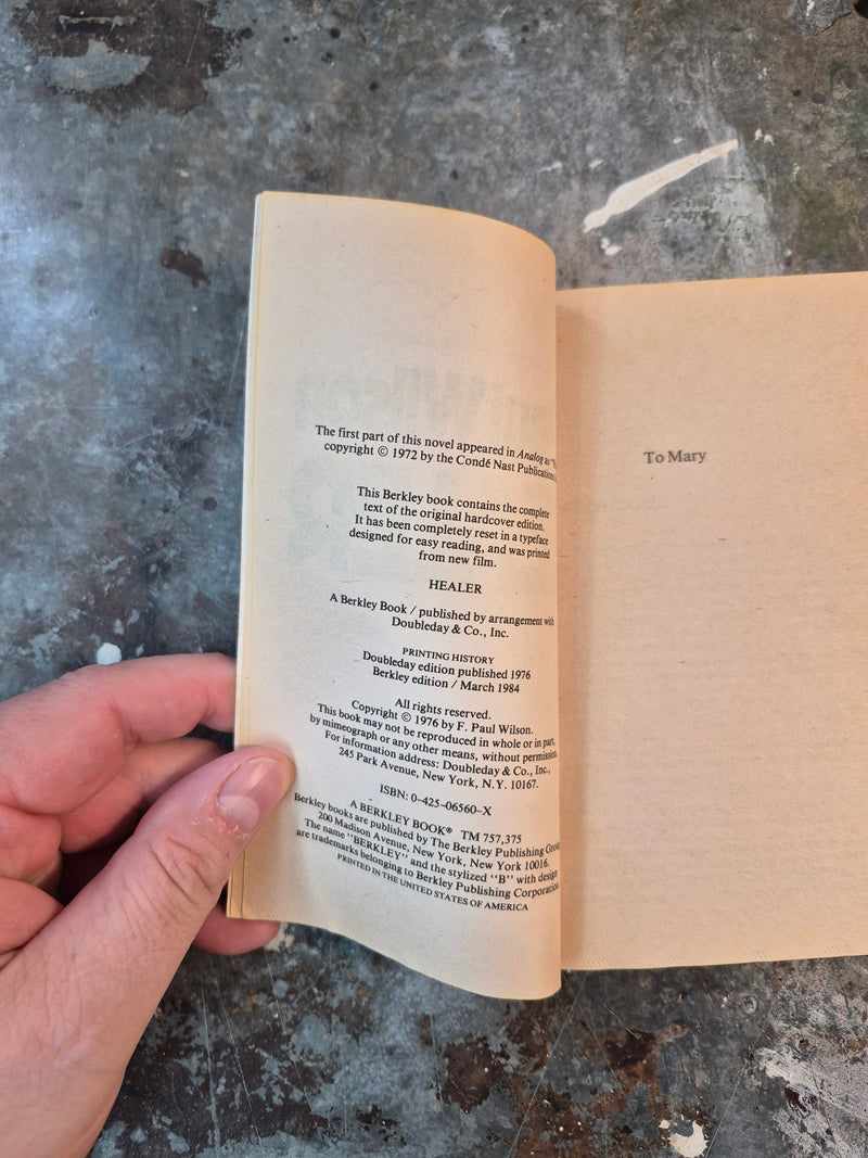Healer - F. Paul Wilson
