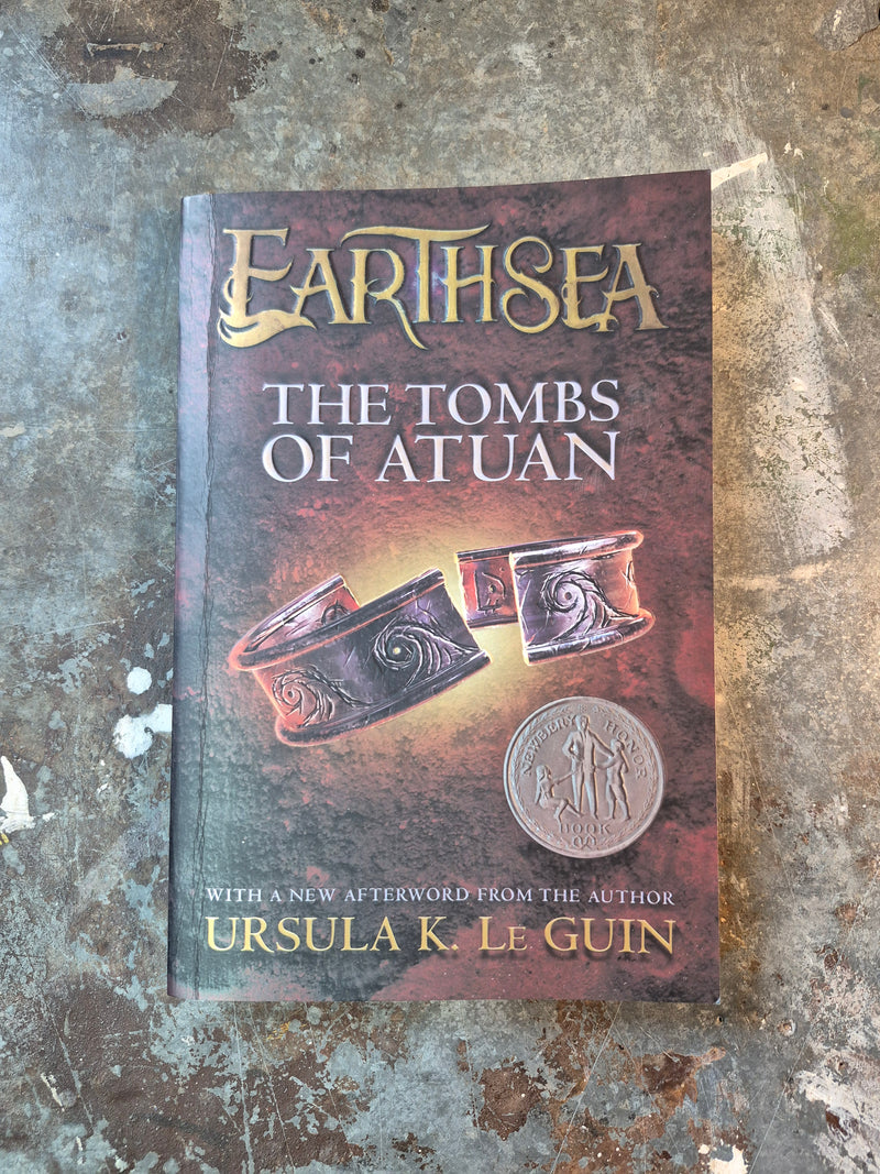 The Tombs Of Atuan - Ursula K. Le Guin