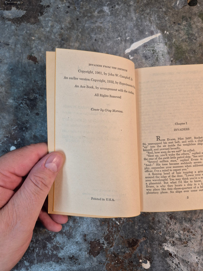 Invaders From The Infinite - John W. Campbell