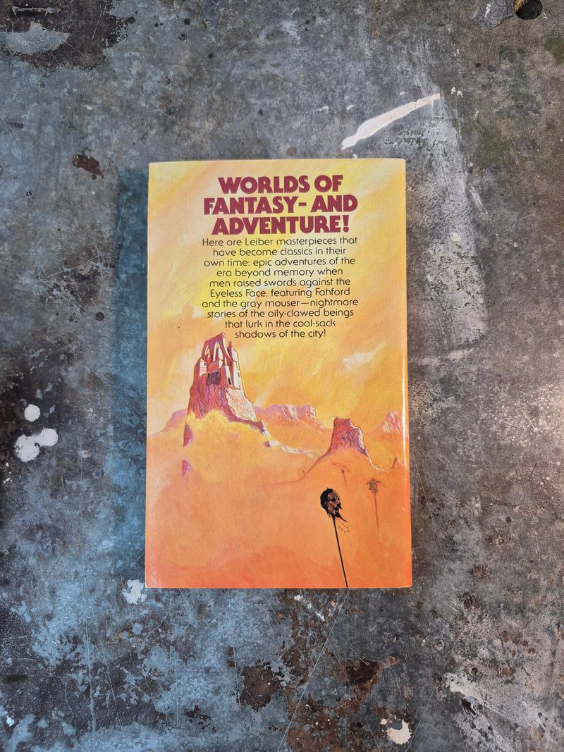 Night's Black Agents - Fritz Leiber