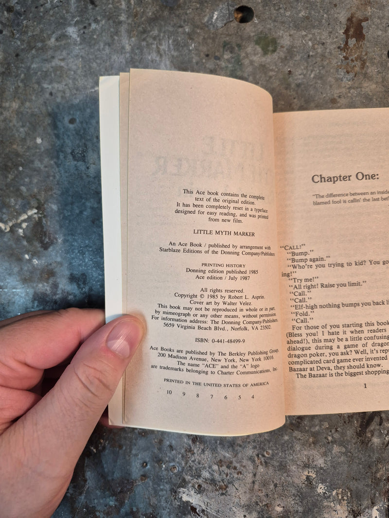 Little Myth Marker - Robert Asprin