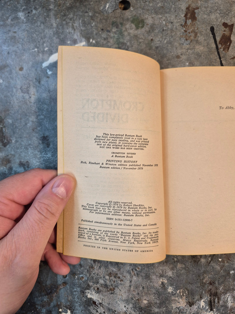 Crompton Divided - Robert Sheckley