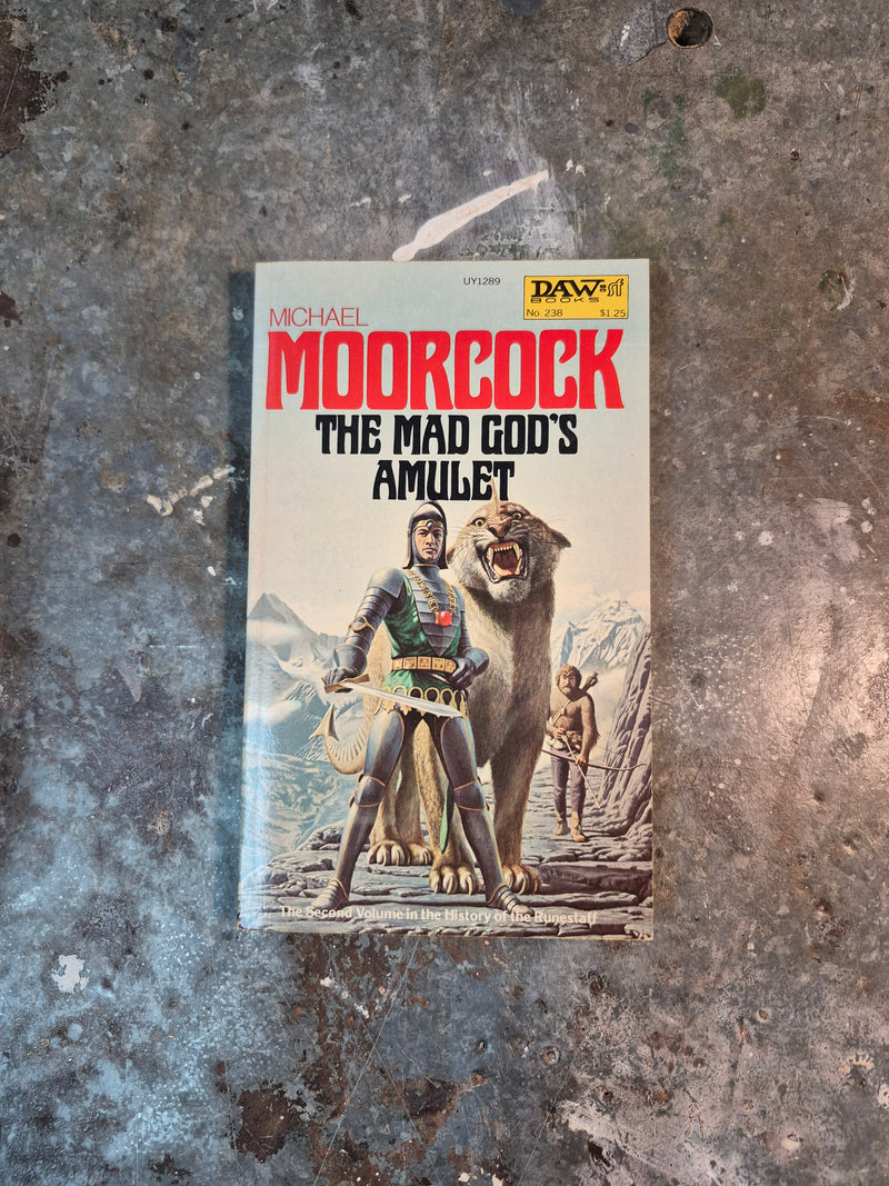 The Mad God's Amulet - Michael Moorcock