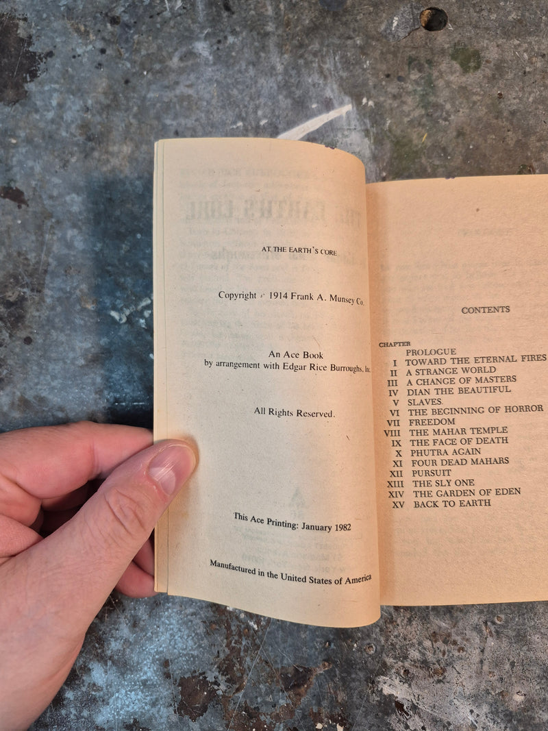 At The Earth's Core - Edgar Rice Burroughs