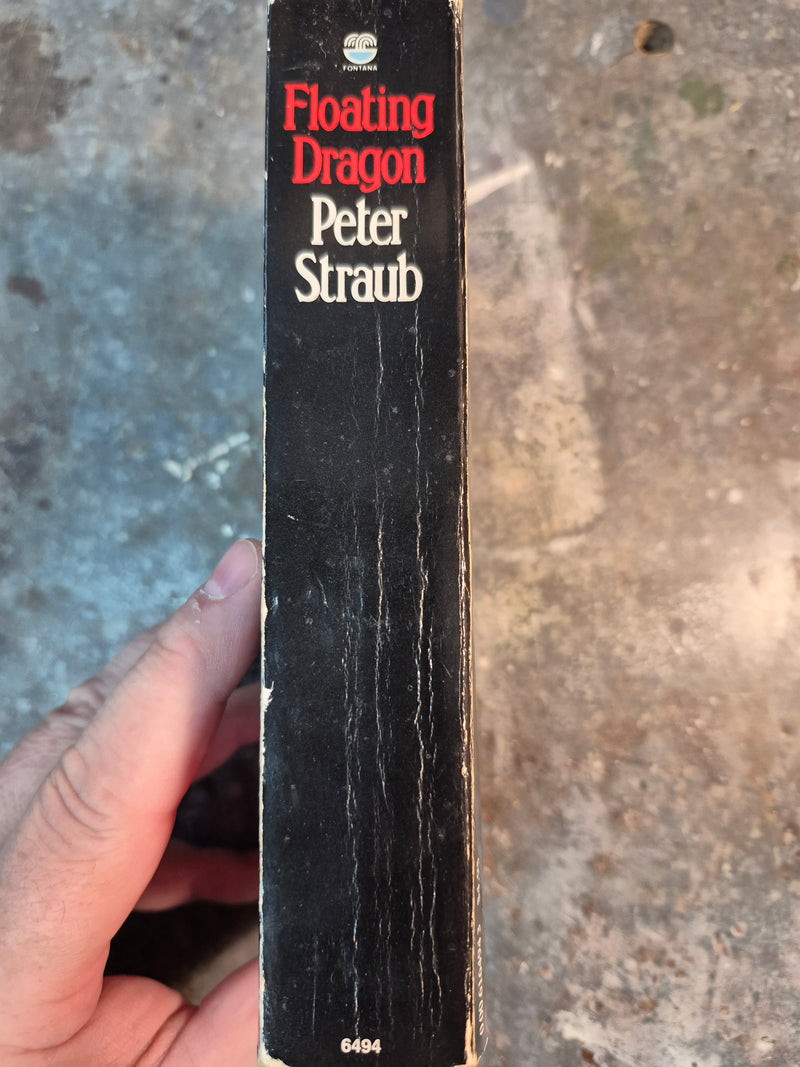 Floating Dragon - Peter Straub