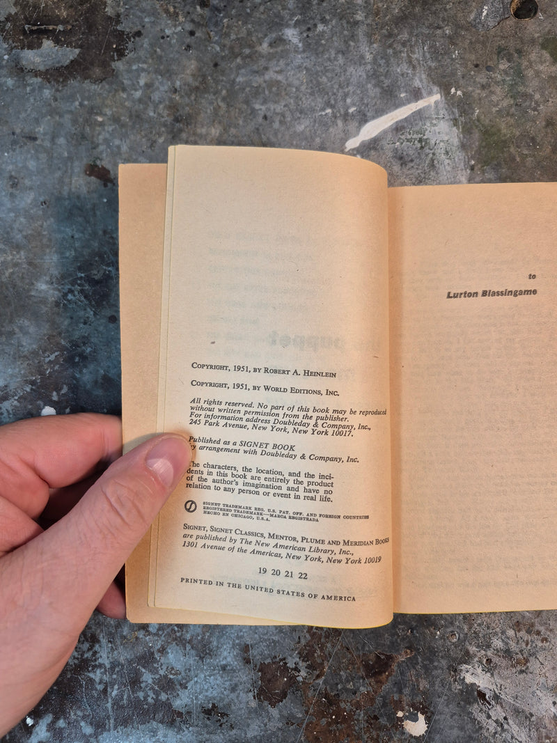 The Puppet Masters - Robert A. Heinlein