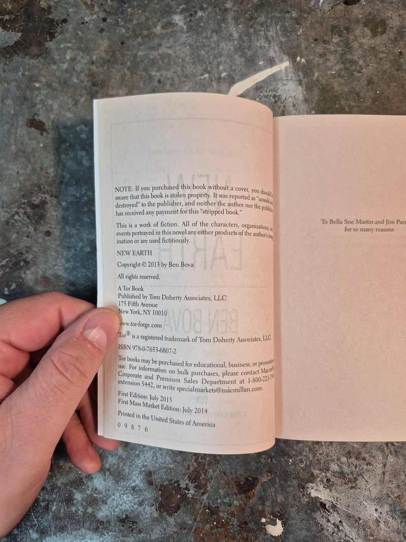 New Earth - Ben Bova