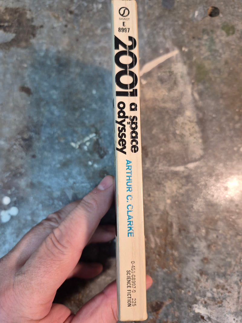 2001: A Space Odyssey - Arthur C. Clarke