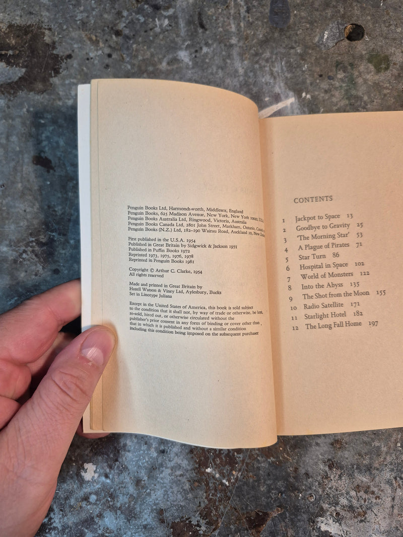 Islands In The Sky - Arthur C. Clarke