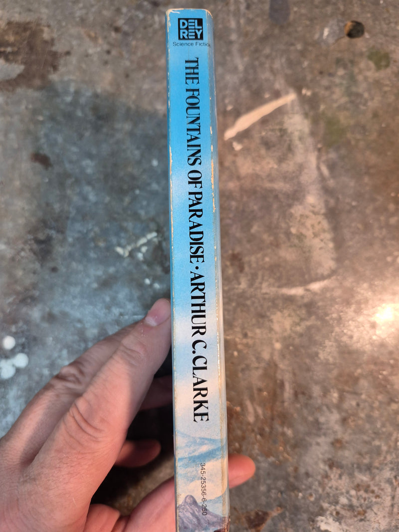 The Fountains Of Paradise - Arthur C. Clarke