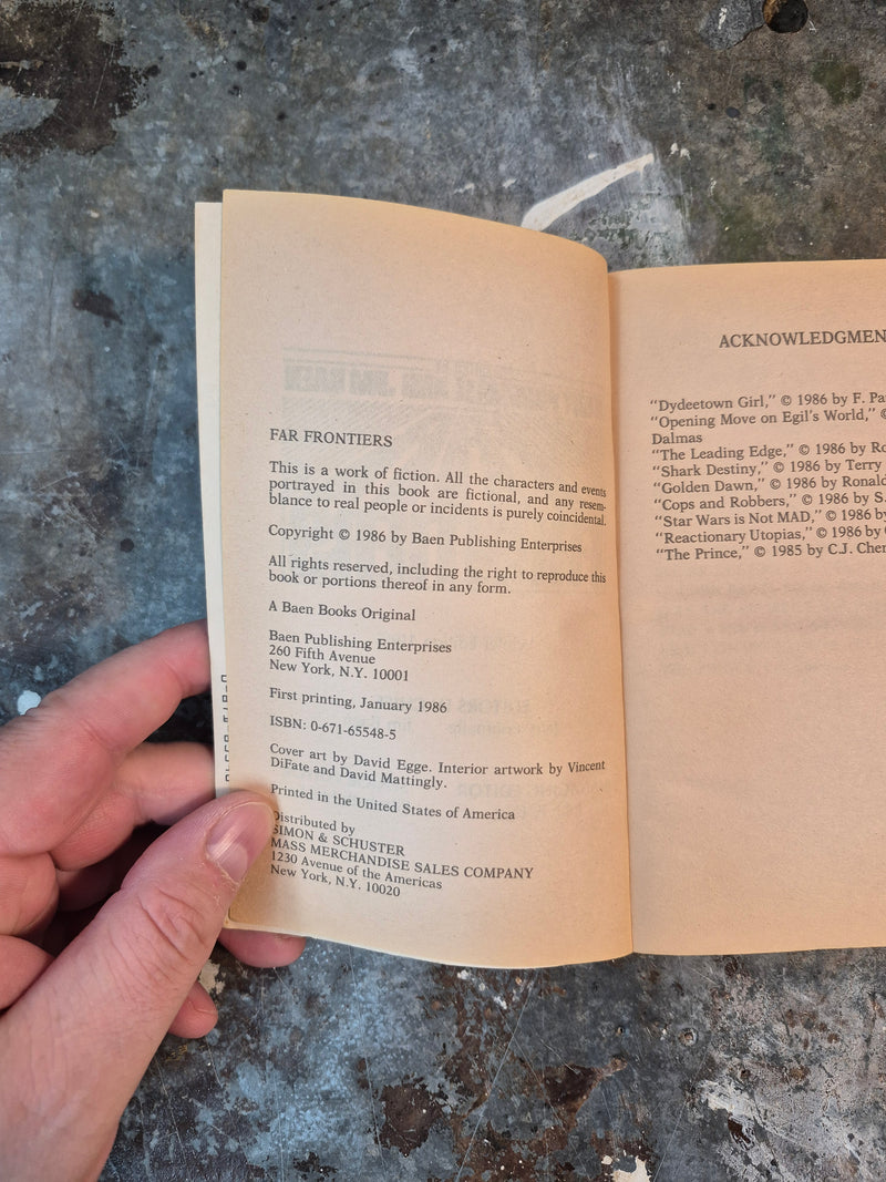 Far Frontiers Volume IV: Winter 1985 - Jerry Pournelle & Jim Baen (editors)