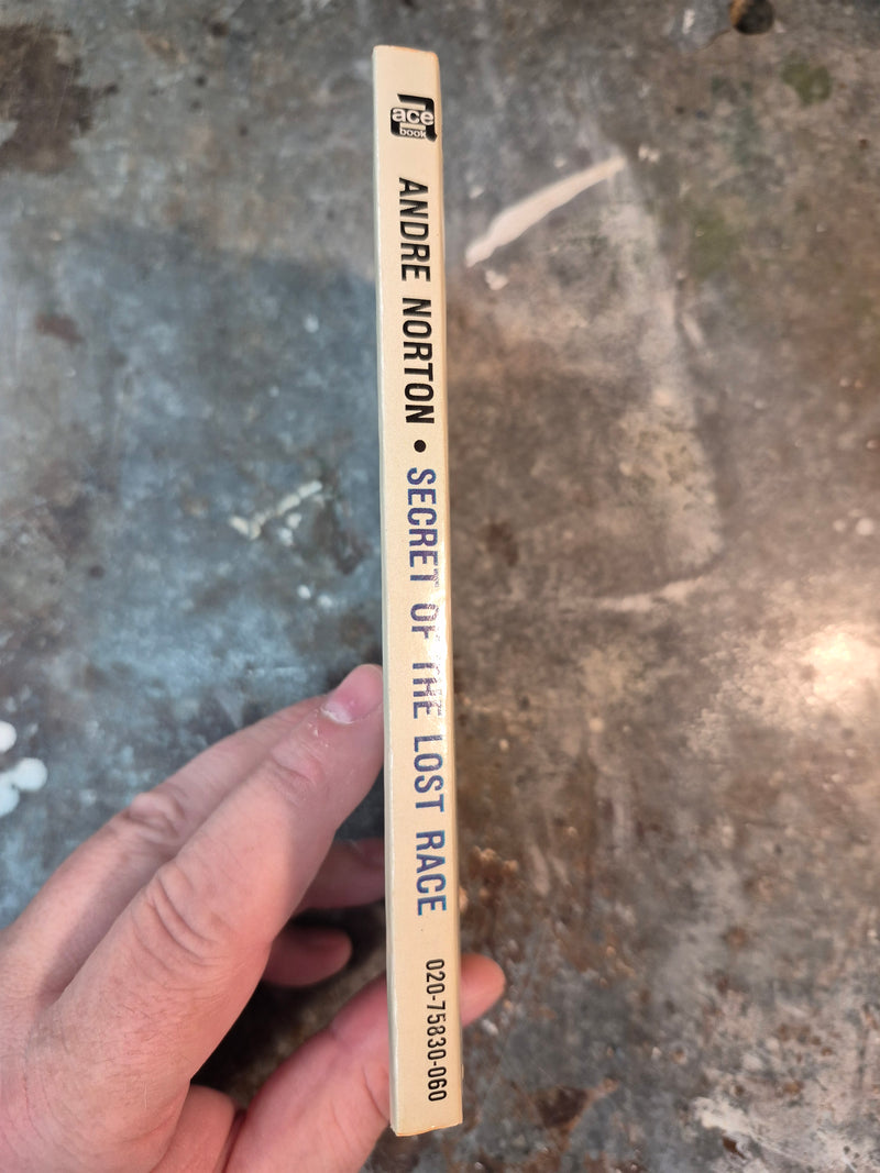 Secret Of The Lost Race - Andre Norton