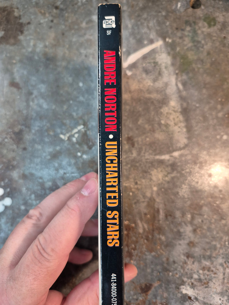Uncharted Stars - Andre Norton