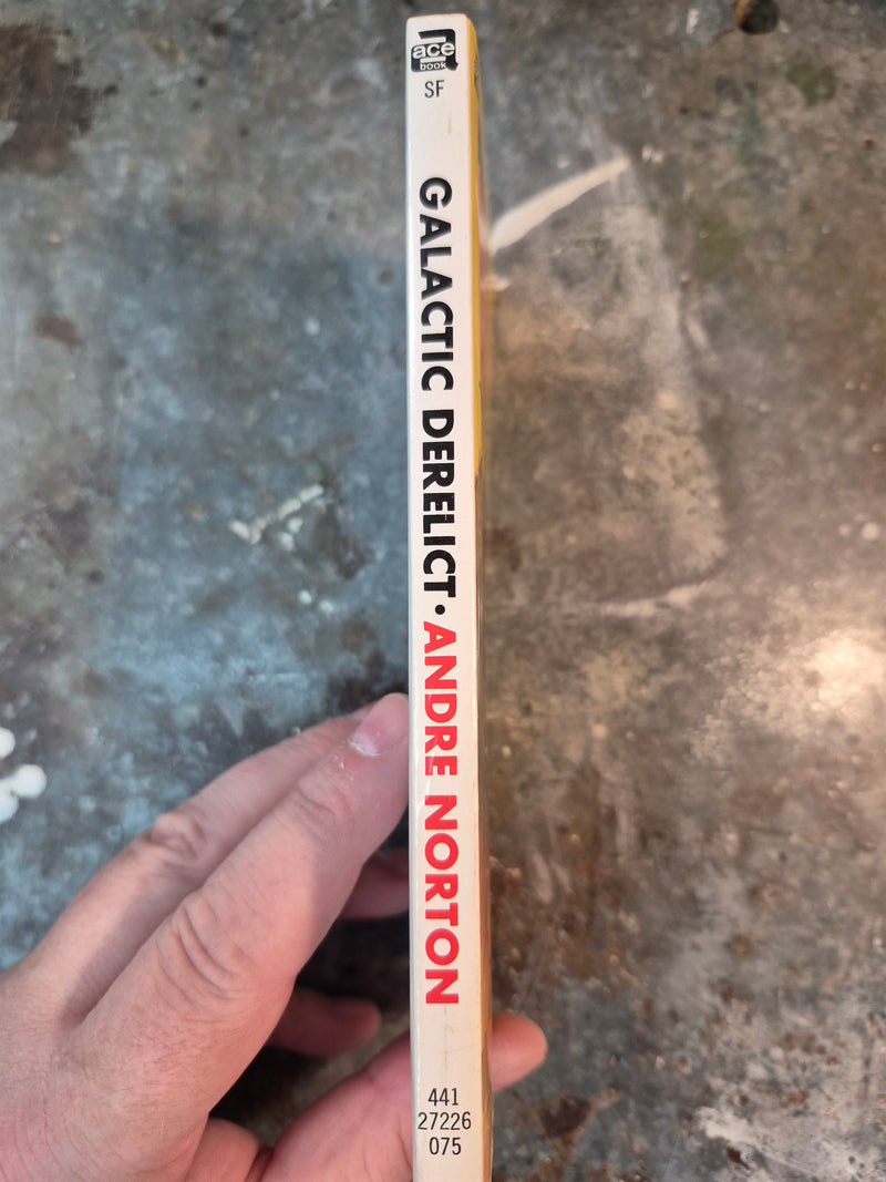 Galactic Derelict - Andre Norton