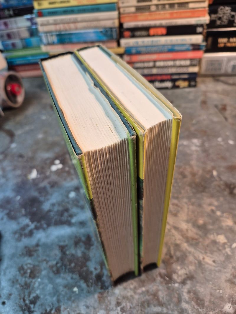 The Chronicles Of Amber Volume 1 + 2 - Roger Zelazny