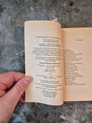 Akin To Anne: Tales Of Other Orphans - Lucy Maud Montgomery (w/ Rhea Wilmshurst)