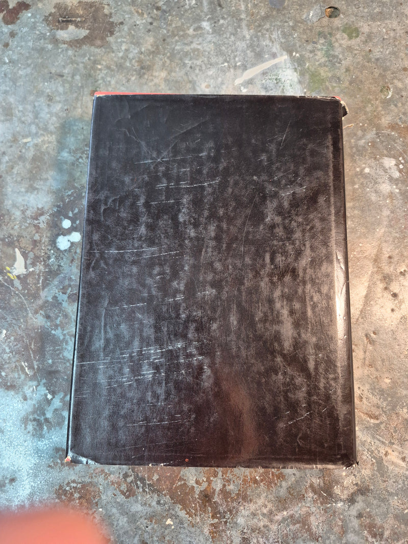 The Collector's Book Of Science Fiction - H. G. Wells