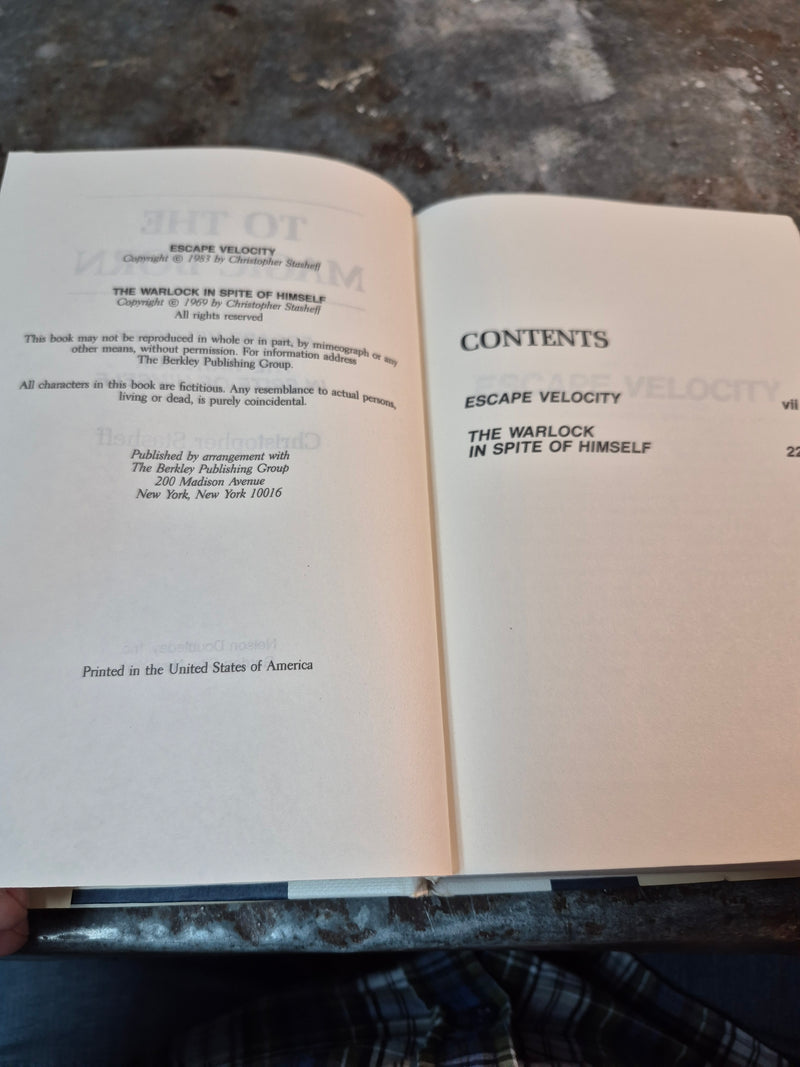 To The Magic Born - Christopher Stasheff