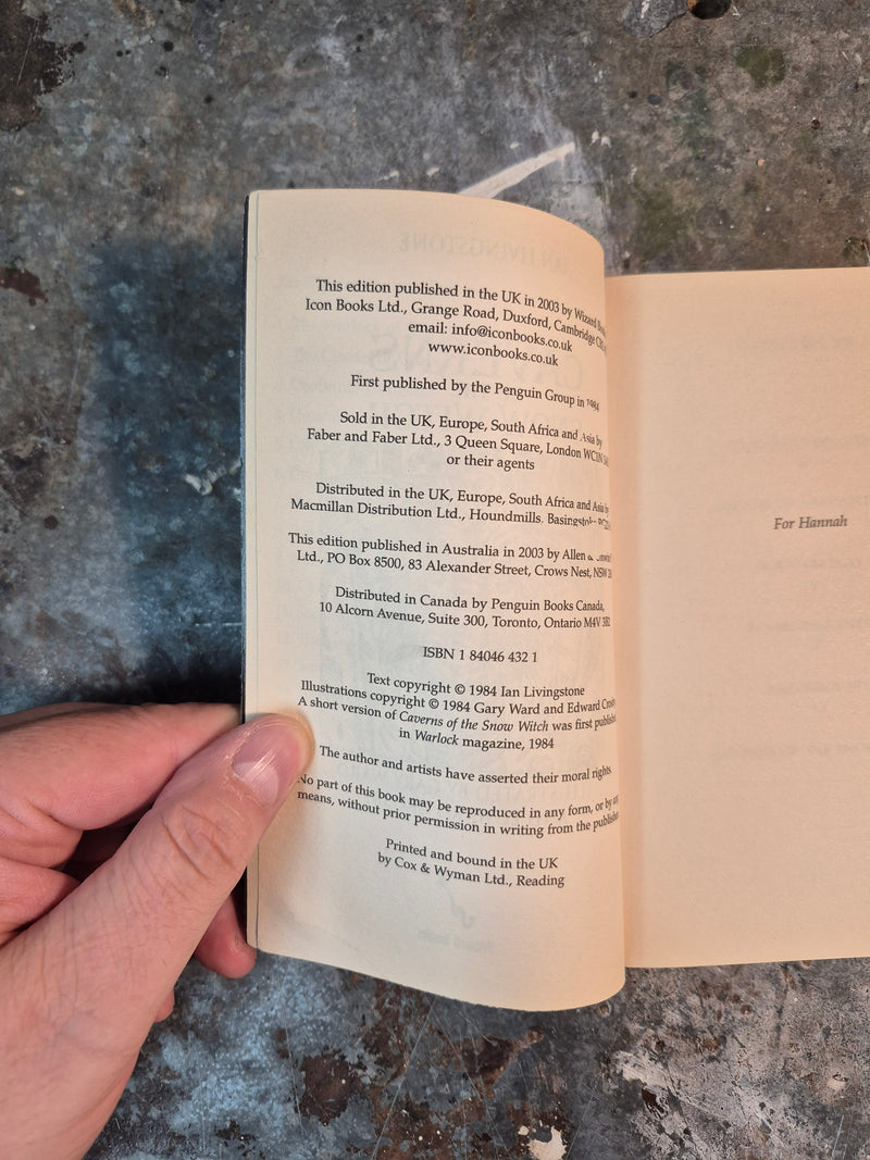 Fighting Fantasy Gamebook 10: Caverns Of The Snow Witch - Ian Livingstone