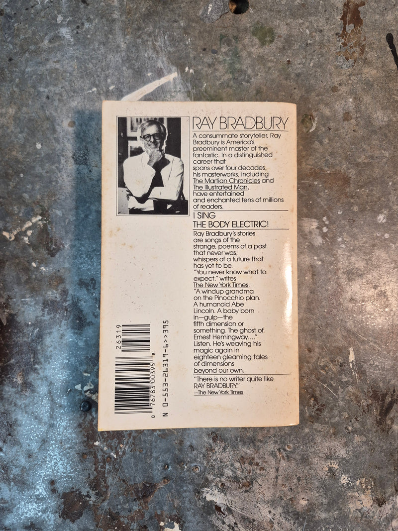 I Sing The Body Electric - Ray Bradbury