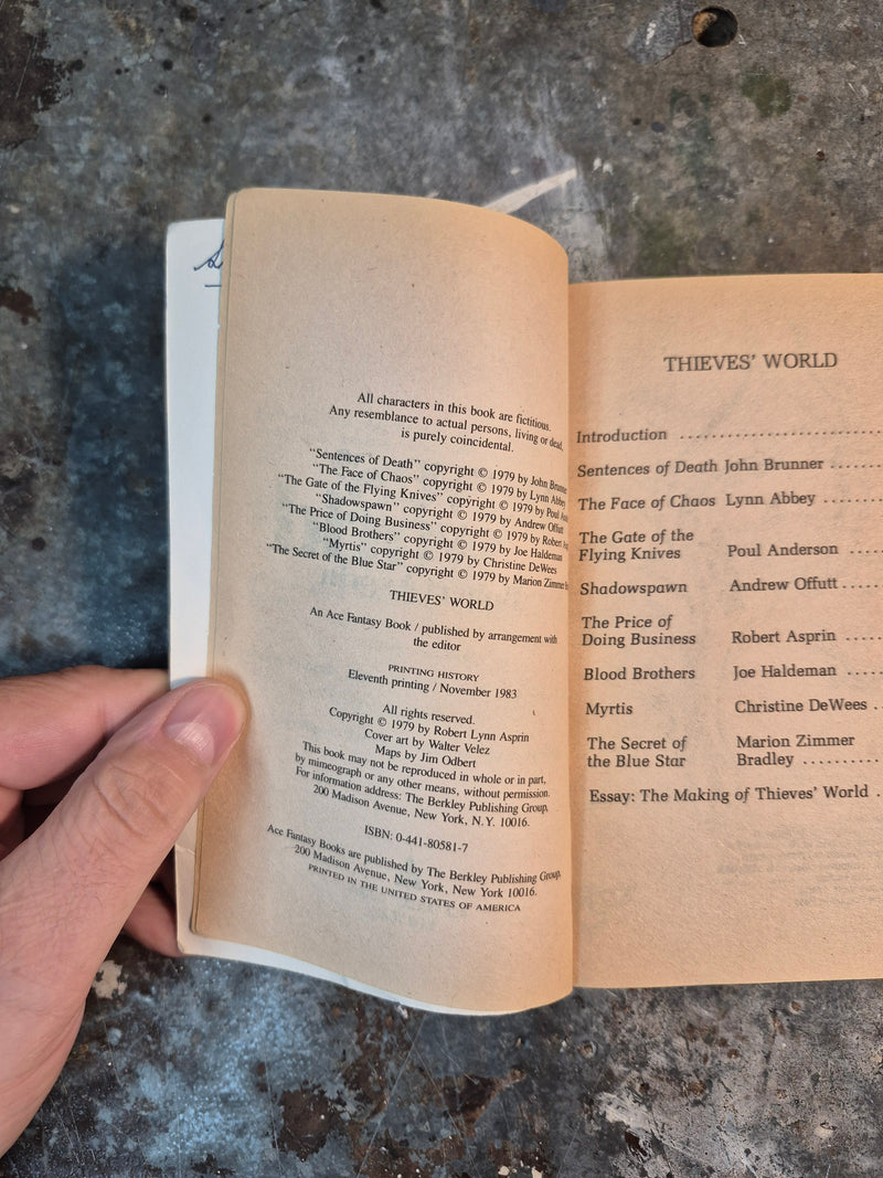 Thieves' World - Robert Lynn Asprin (editor)