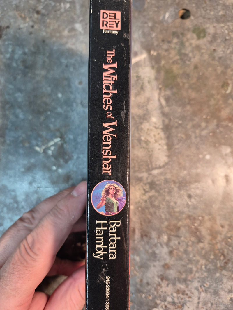 The Witches Of Wenshar - Barbara Hambly
