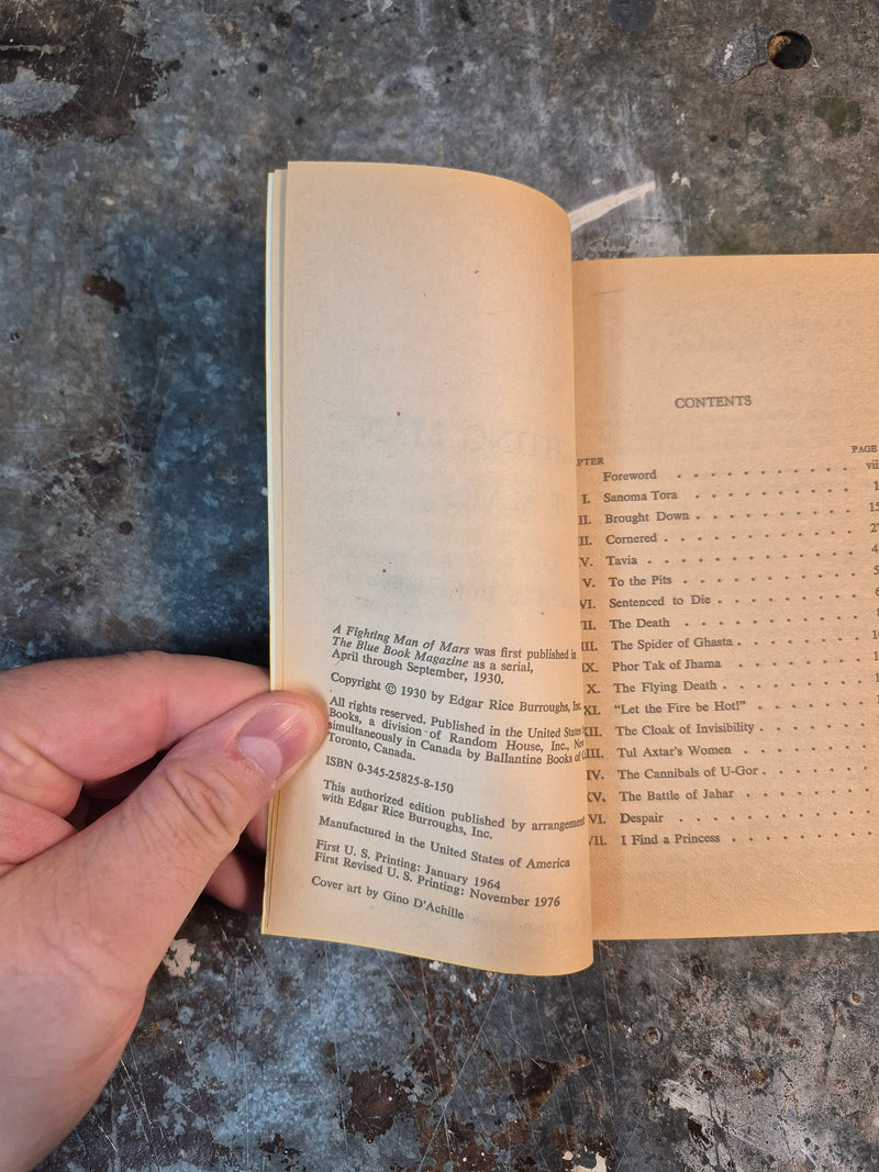 A Fighting Man Of Mars - Edgar Rice Burroughs