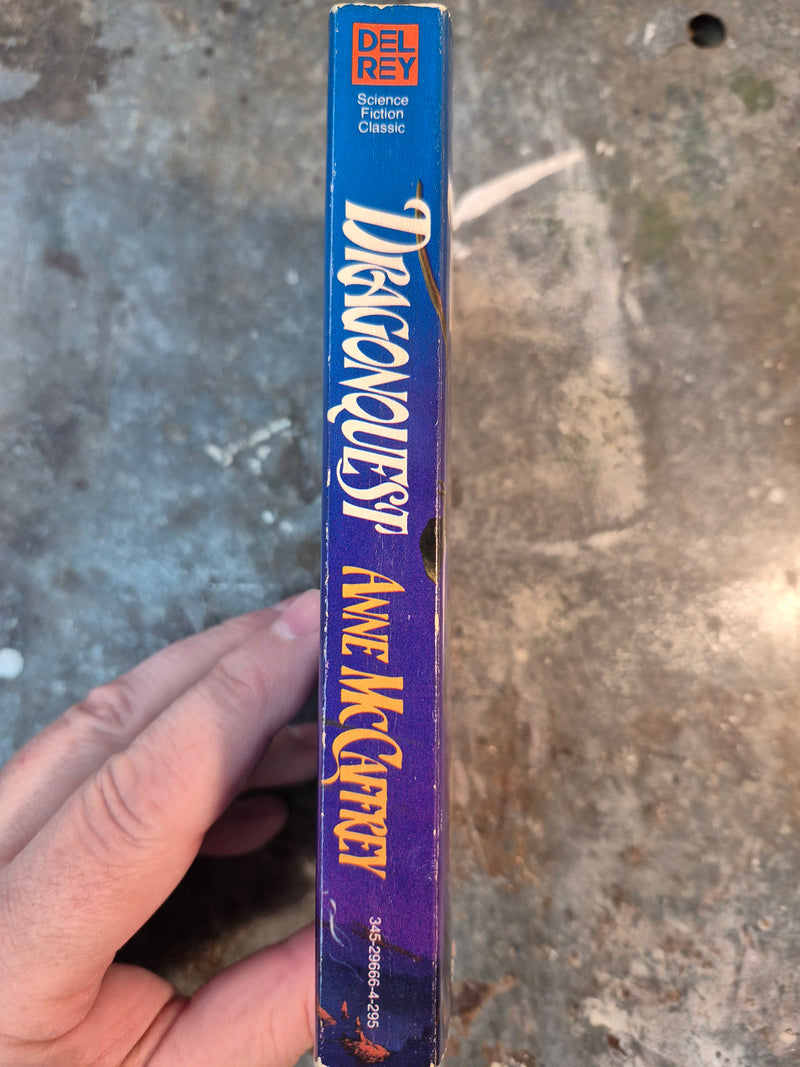Dragonquest - Anne McCaffrey