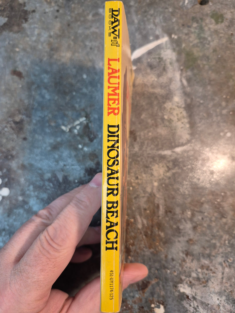 Dinosaur Beach - Keith Laumer