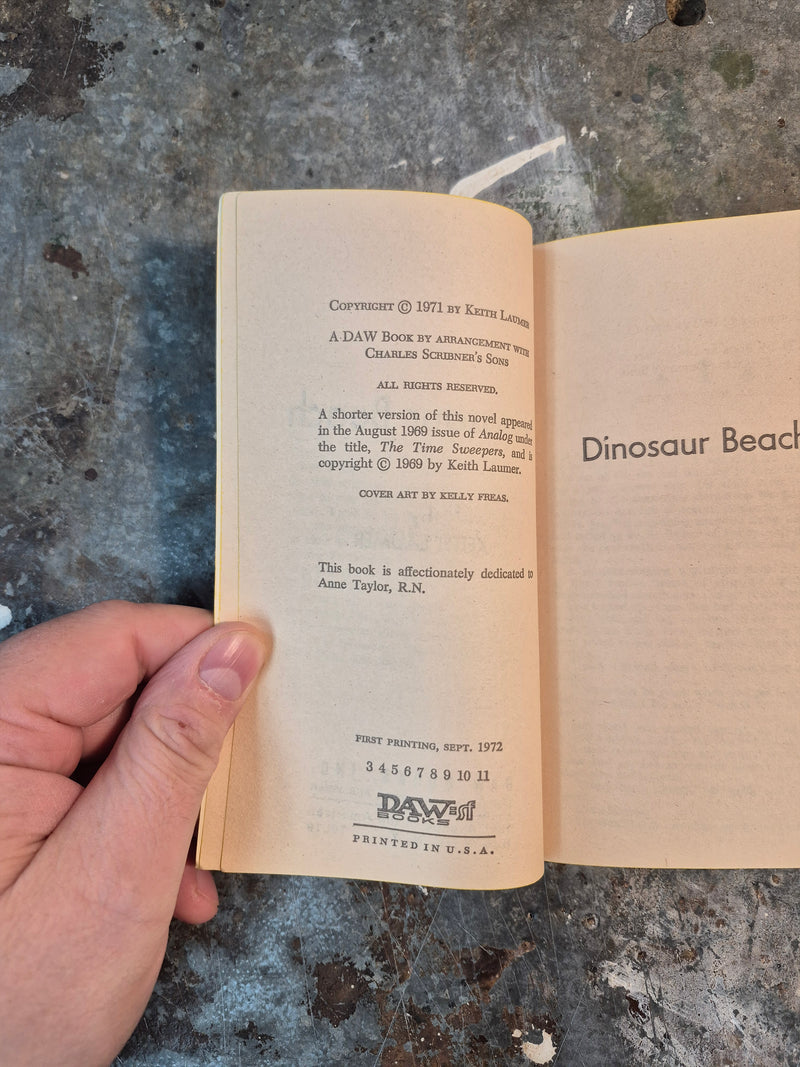 Dinosaur Beach - Keith Laumer