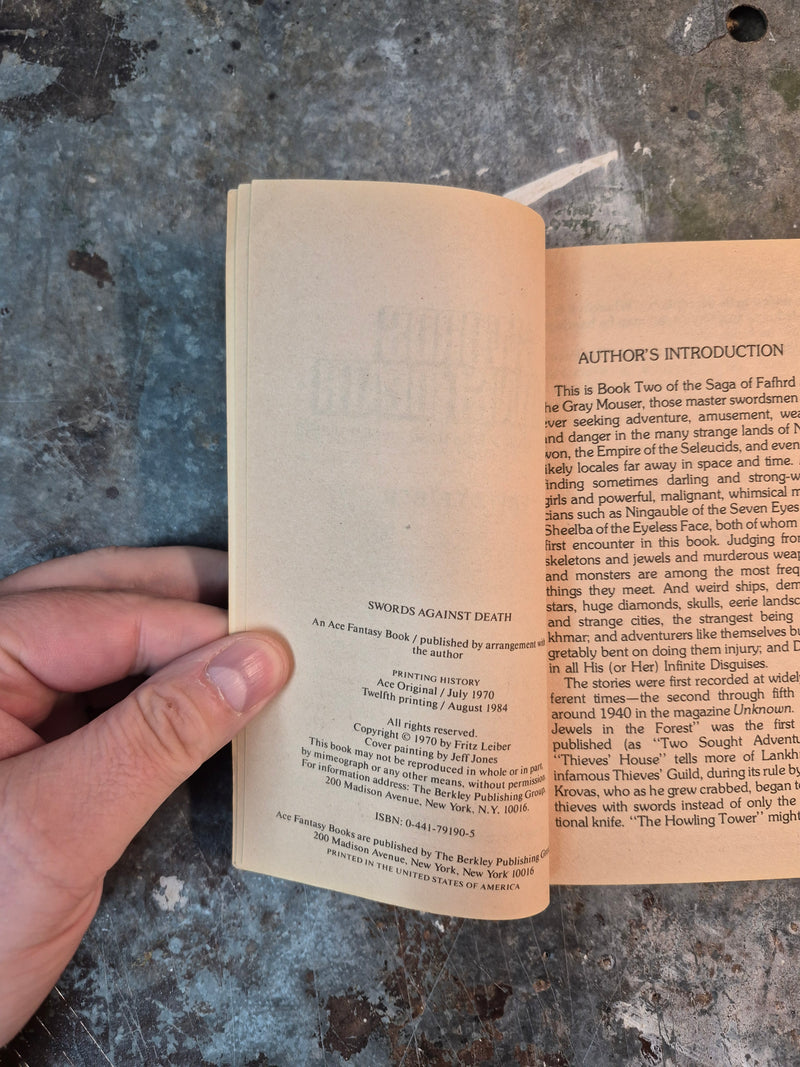 Swords Against Death - Fritz Leiber