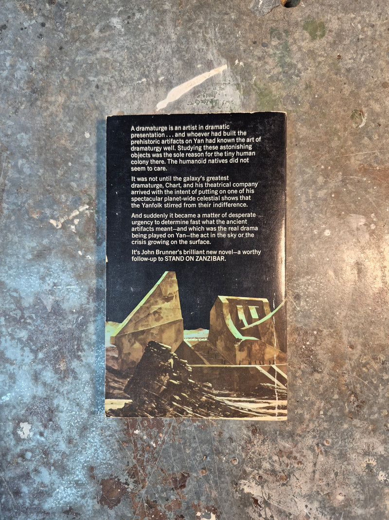 The Dramaturges Of Yan - John Brunner