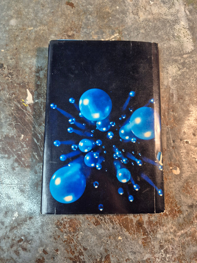 The Molecule Men - Fred Hoyle & Geoffrey Hoyle