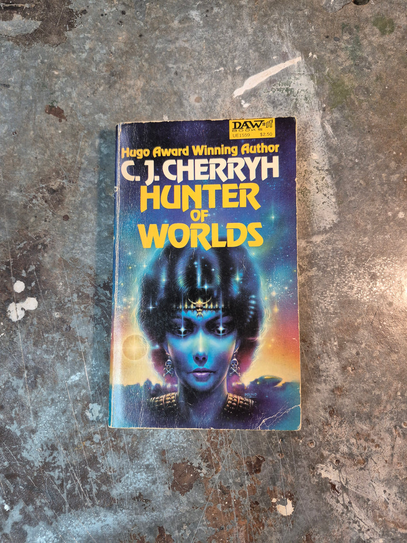 Hunter Of Worlds - C. J. Cherryh