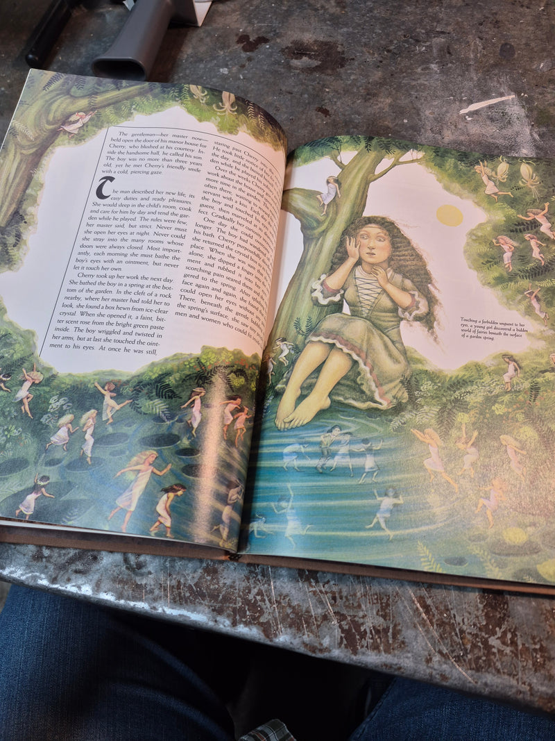 The Enchanted World: The Secret Arts - Time-Life Books