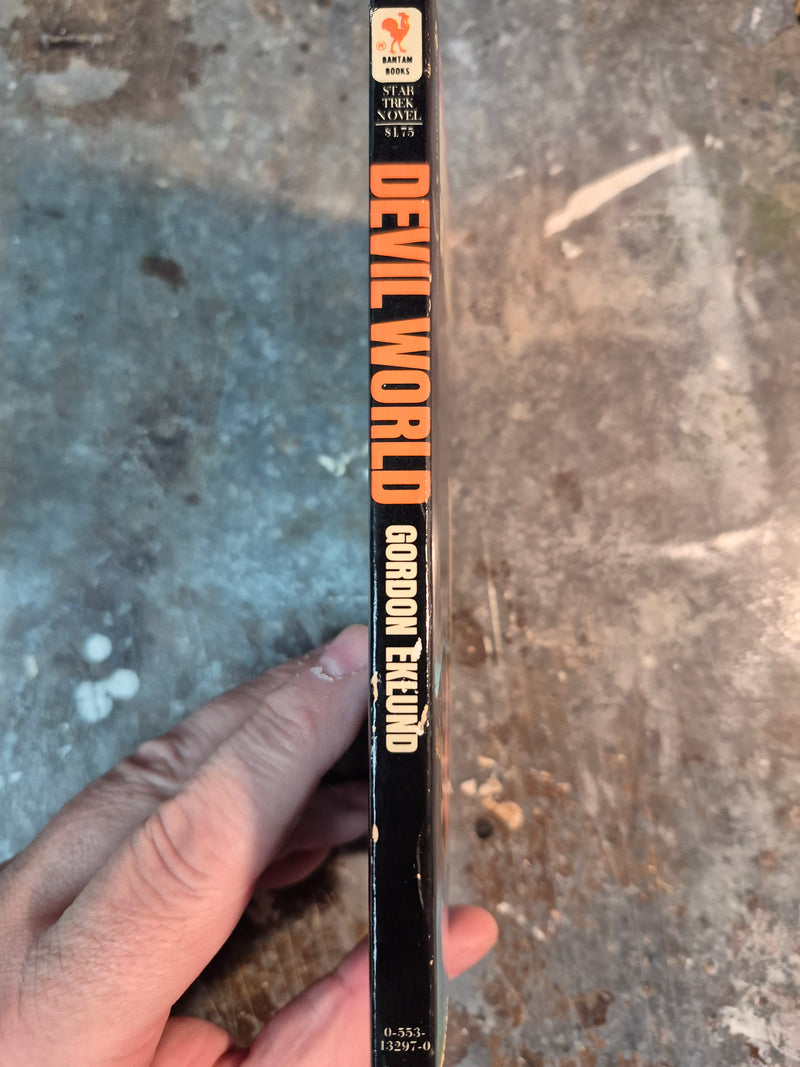 Devil World - Gordon Eklund