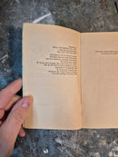 Hanging On - Dean R. Koontz