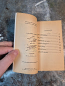 The Clock Strikes 12 - H. R. Wakefield (editor)