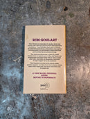 The Robot In The Closet - Ron Goulart