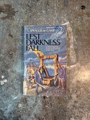Lest Darkness Fall - L. Sprague de Camp